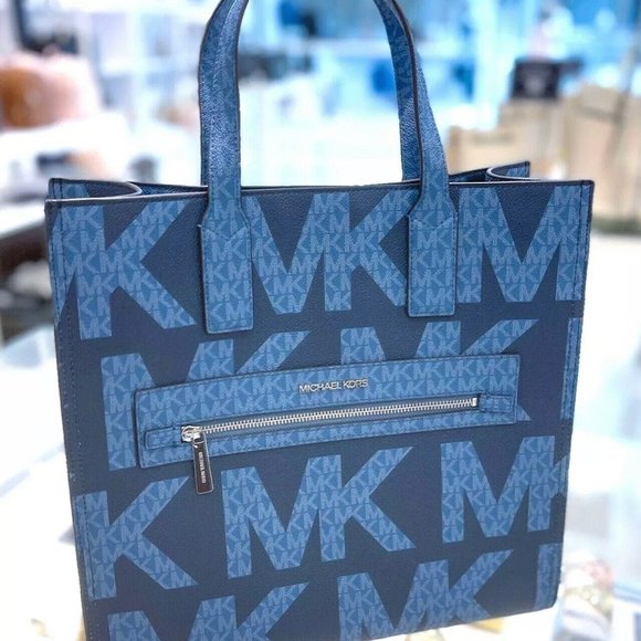 AUTHENTIC 🤩Michael Kors MK Logo Signature Large Satchel - Picture 2 of 3